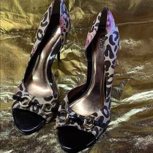 Carlos Santana Heels